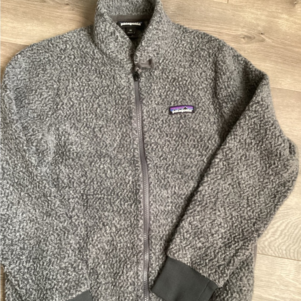 Patagonia women’s size xsmall zip up